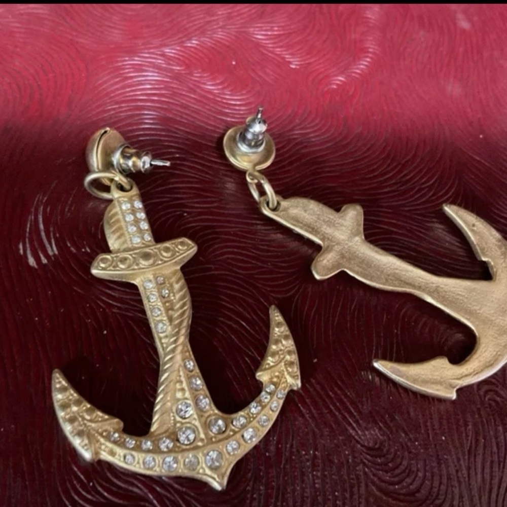 Rhinestone Anchor Earrings - Picture 5 of 6